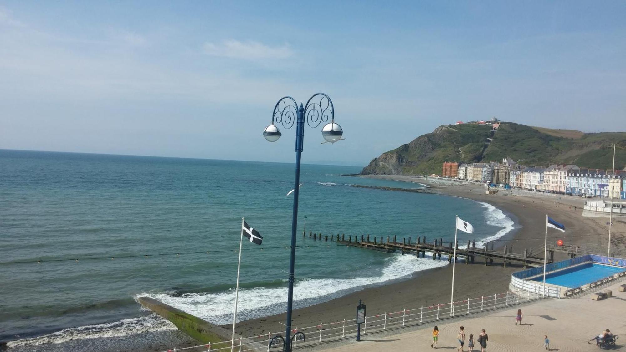 Awel Mor Holiday Apartment Aberystwyth Quarto foto